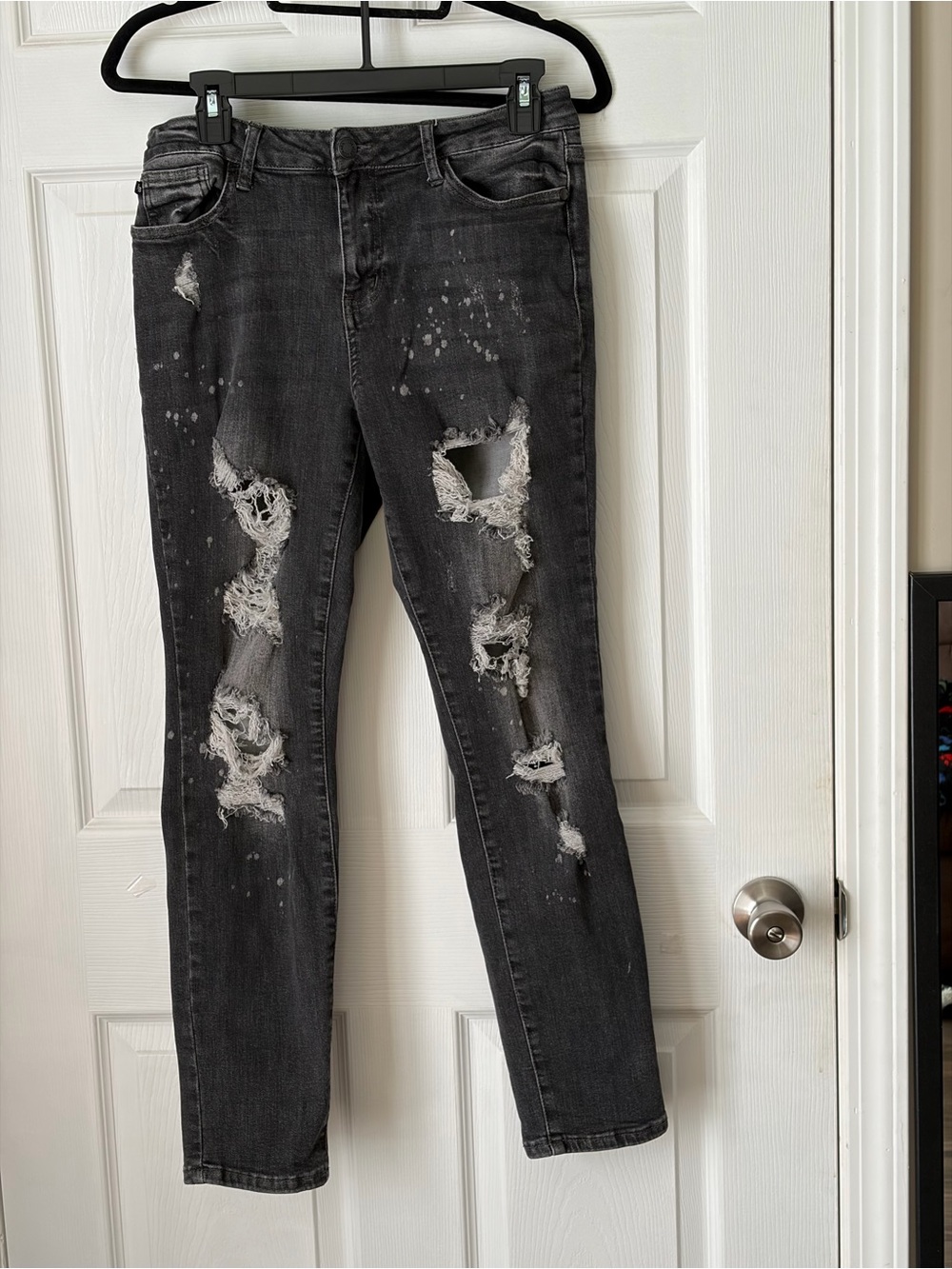 Judy Blue Black Distressed Skinny Jeans